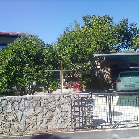 Apartman-Maja-Krk Krk Town Exterior foto