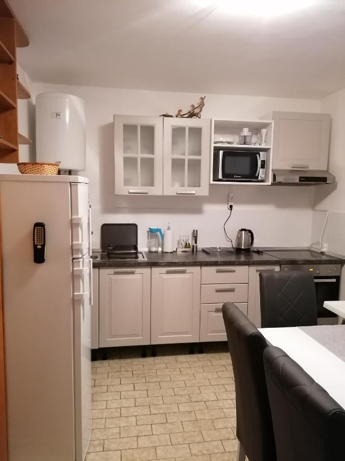 Apartman-Maja-Krk Krk Town Exterior foto