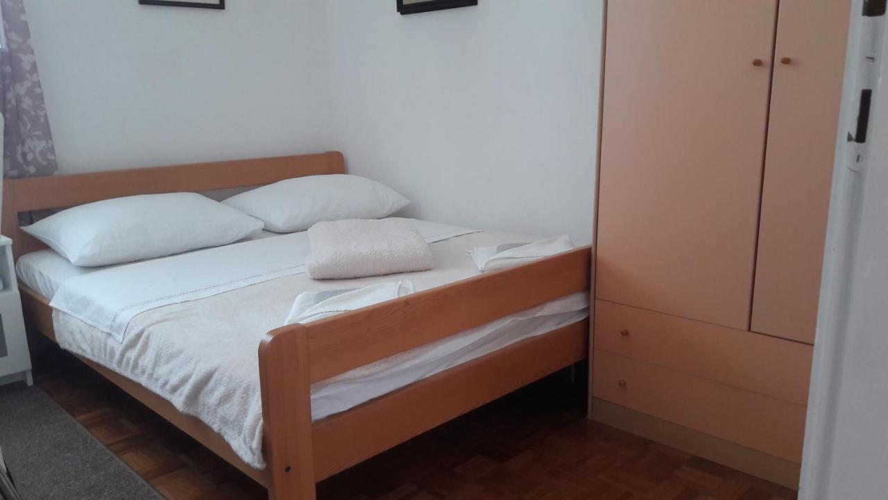 Apartman-Maja-Krk Krk Town Exterior foto
